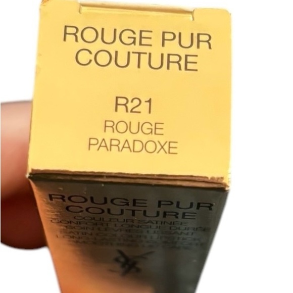 Yves Saint Laurent Beaute Rouge Pur Couture Caring Satin Lipstick Red #R21 NIB - Picture 3 of 4